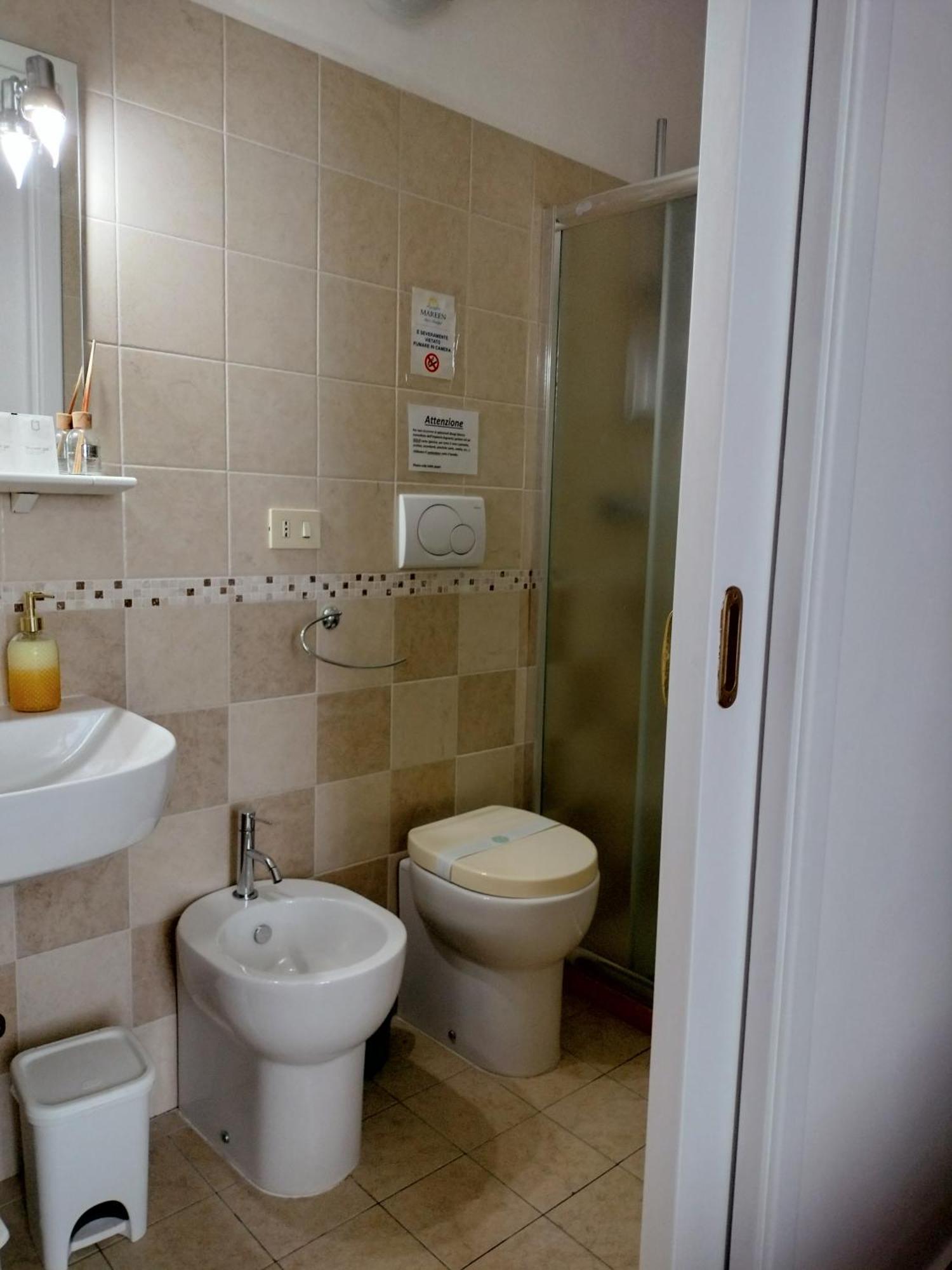 B&B Mareen Санта Мария ал Баньо Екстериор снимка