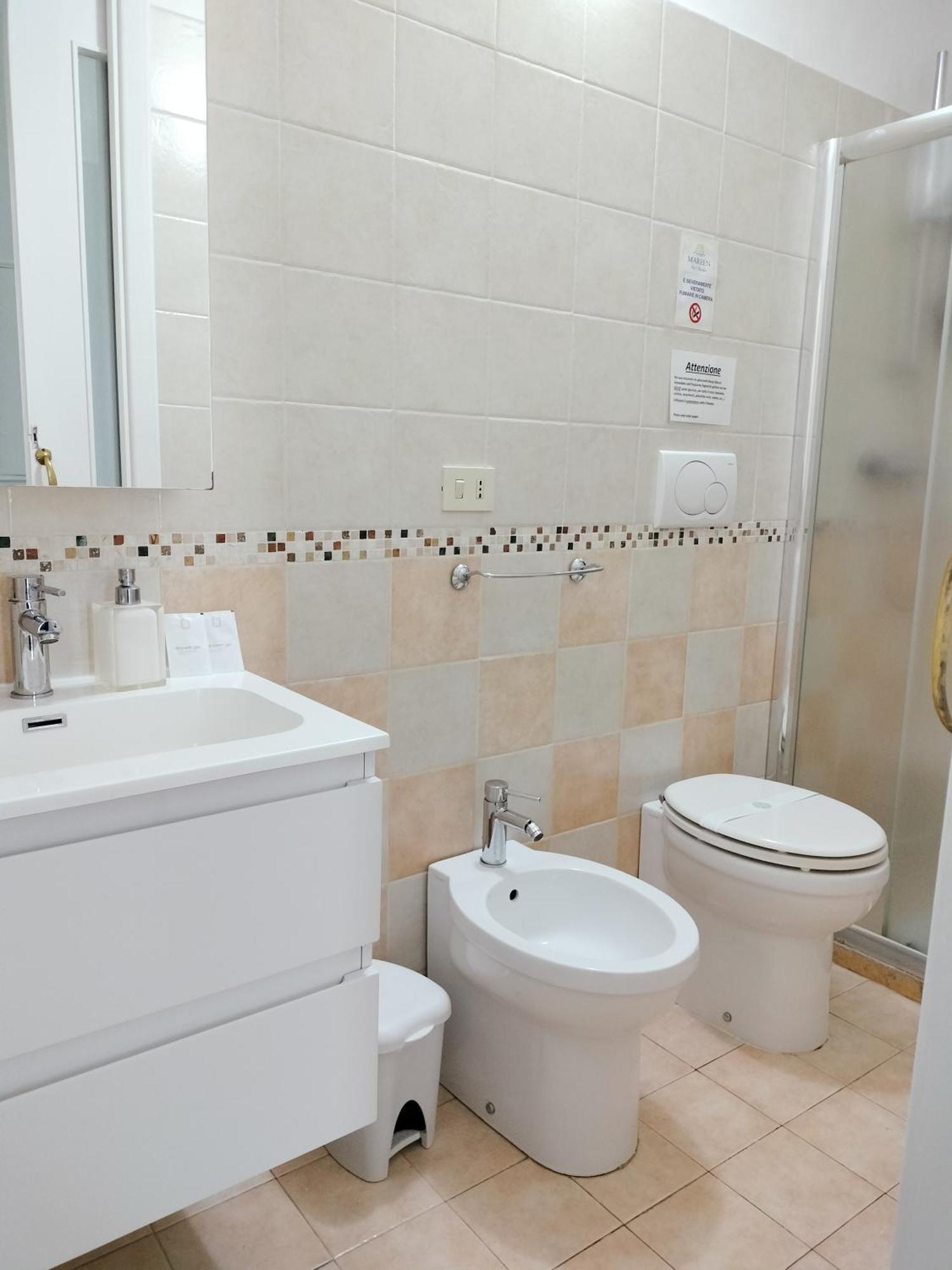 B&B Mareen Санта Мария ал Баньо Екстериор снимка